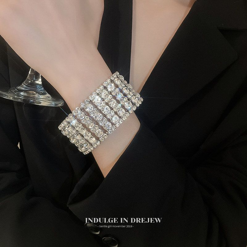 European and American Style Elastic Exaggerated Bracelet, Light Luxury High-End Silver Wide Bangle, Niche Exquisite Wristband, Stage Jewelry for Women