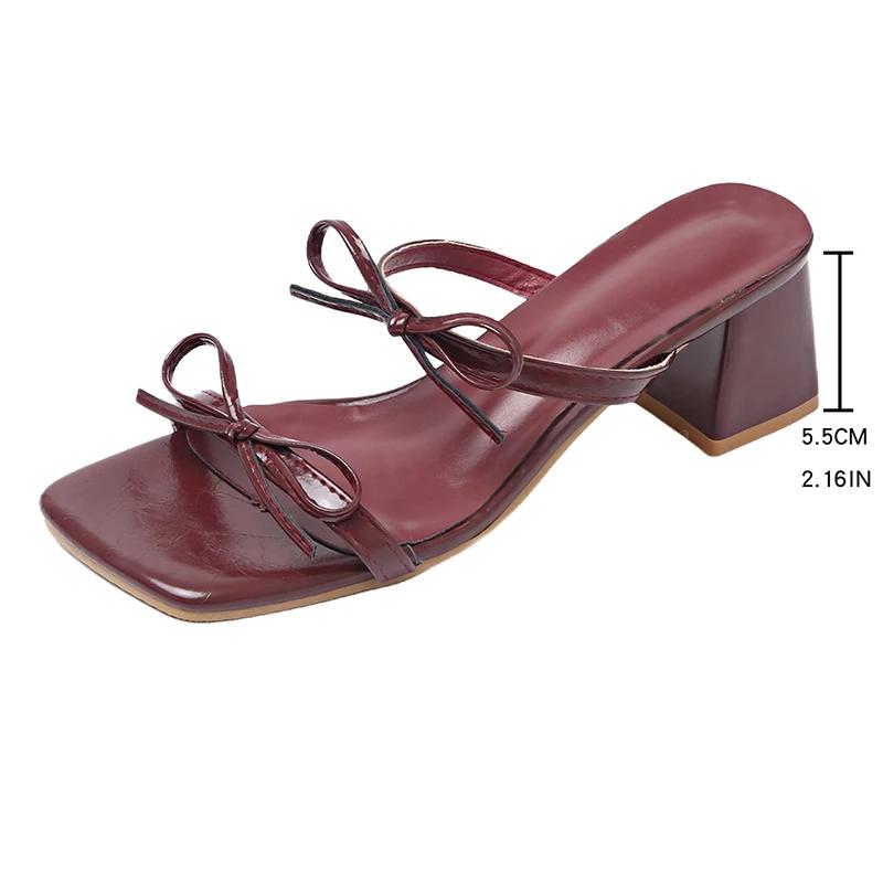 

Бордовые сандалии на высоком каблуке из искусственной кожи, украшенные бантом, с квадратным носком, праздничные шлепанцы, летние удобные сандалии на квадратном каблуке 2025 43 вино красного