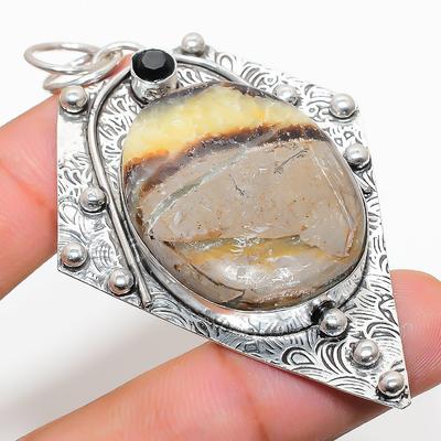 Natural Septerian Stone, Spinel Gemstone 925 Sterling Silver Pendant 2.88" N6D73