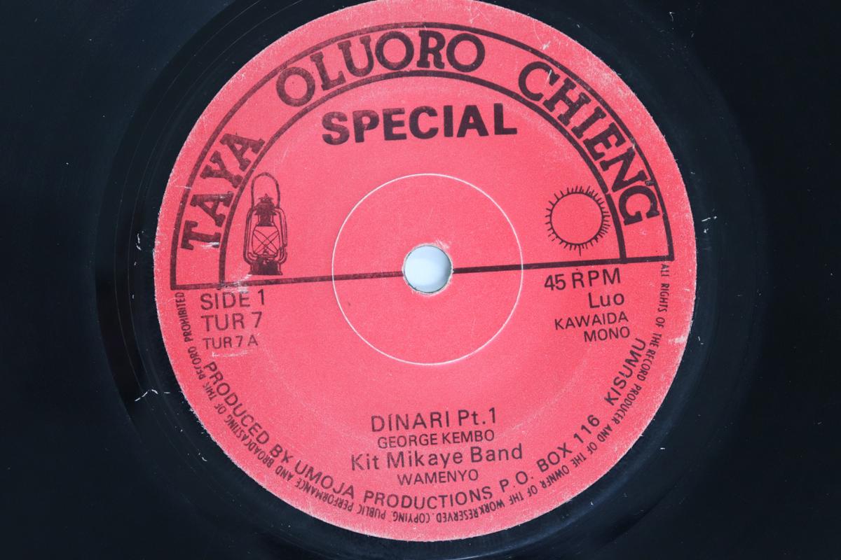 

7-дюймовая пластинка KIT MIKAYE BAND - Dinari Pt.1 / Pt.2 TUR7 TAYA OLUORO CHI Кения Мировая музыка Б/У