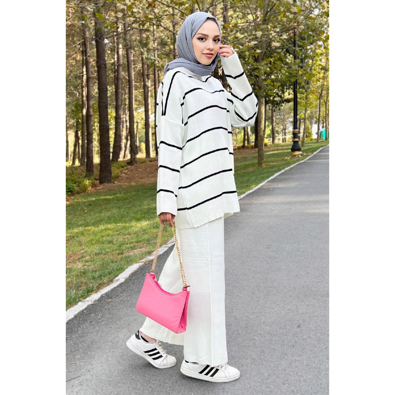 

Striped Knitwear Suit Tsd220905 White білий