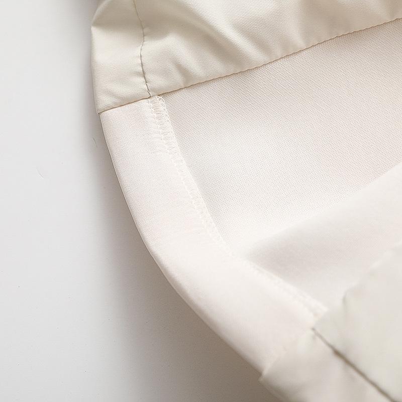 Giacca da Donna Autunno/Inverno 2025 Dimagrante con Cappuccio Stile College in Cotone - Europea