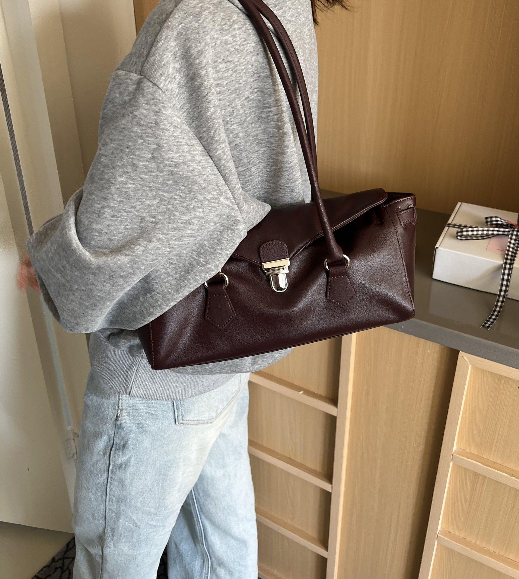 

Корейский INS Высокочувствительная Установка Овчина Маленький Пакет Фургона 25 Новый Ретро Одинарная Кожаная Ручка Нижняя Прострочка Пакет 30×14×10cm вино красного