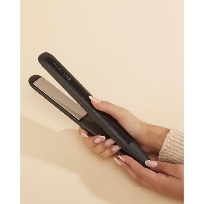 Lisseur REMINGTON S1370 Ceramic Straight – température max 215° - arrêt automatique – revêtement céramique
