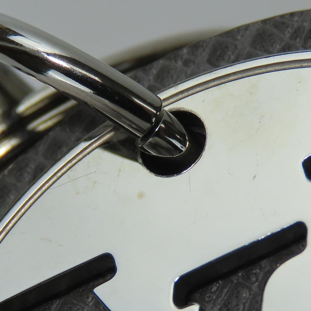 Used LOUIS VUITTON key ring Portocre LV Circle M00477 Taiga/metal gray charm