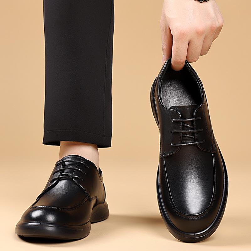 Men's Genuine Leather Business Shoes - Casual and Formal British Style, Soft Sole, Top Layer Cowhide, Perfect for Spring, Autumn, Weddings, or Grooms.