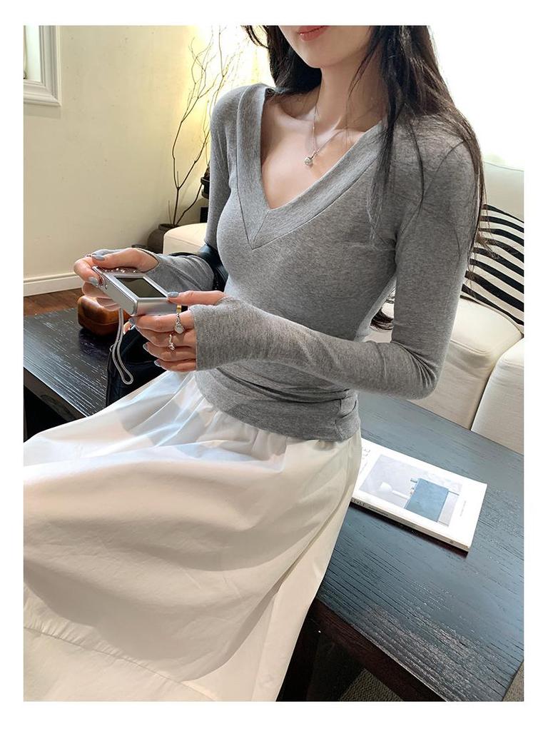 Melanoid V-Neck Coffee T-shirt: Women's Slimming Long Sleeve Base Layer for Autumn/Winter