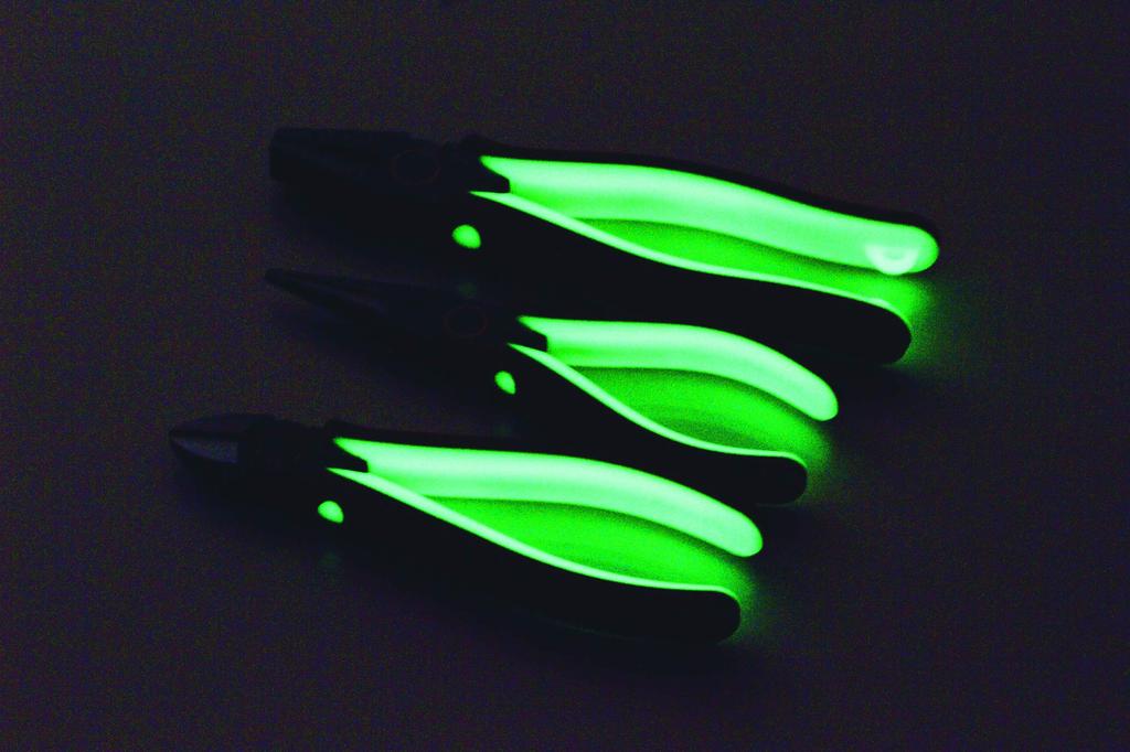 Keiba The Luminous High-Grade Nipper, 2-Compartment, Handle, 150mm, FCI-206