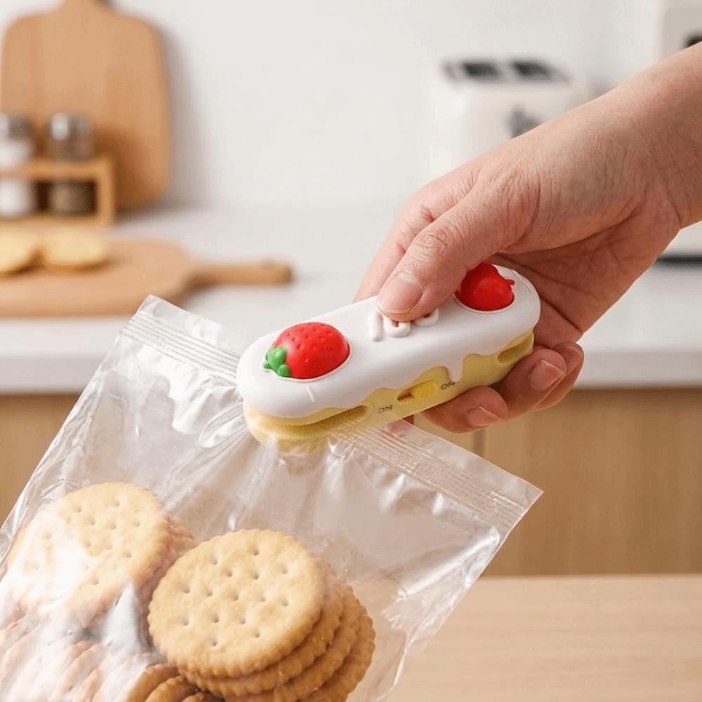 Handheld Mini Sealing Machine 2 in 1 Design Sealing Clamp Food Sealer Clip  Kitchen Use