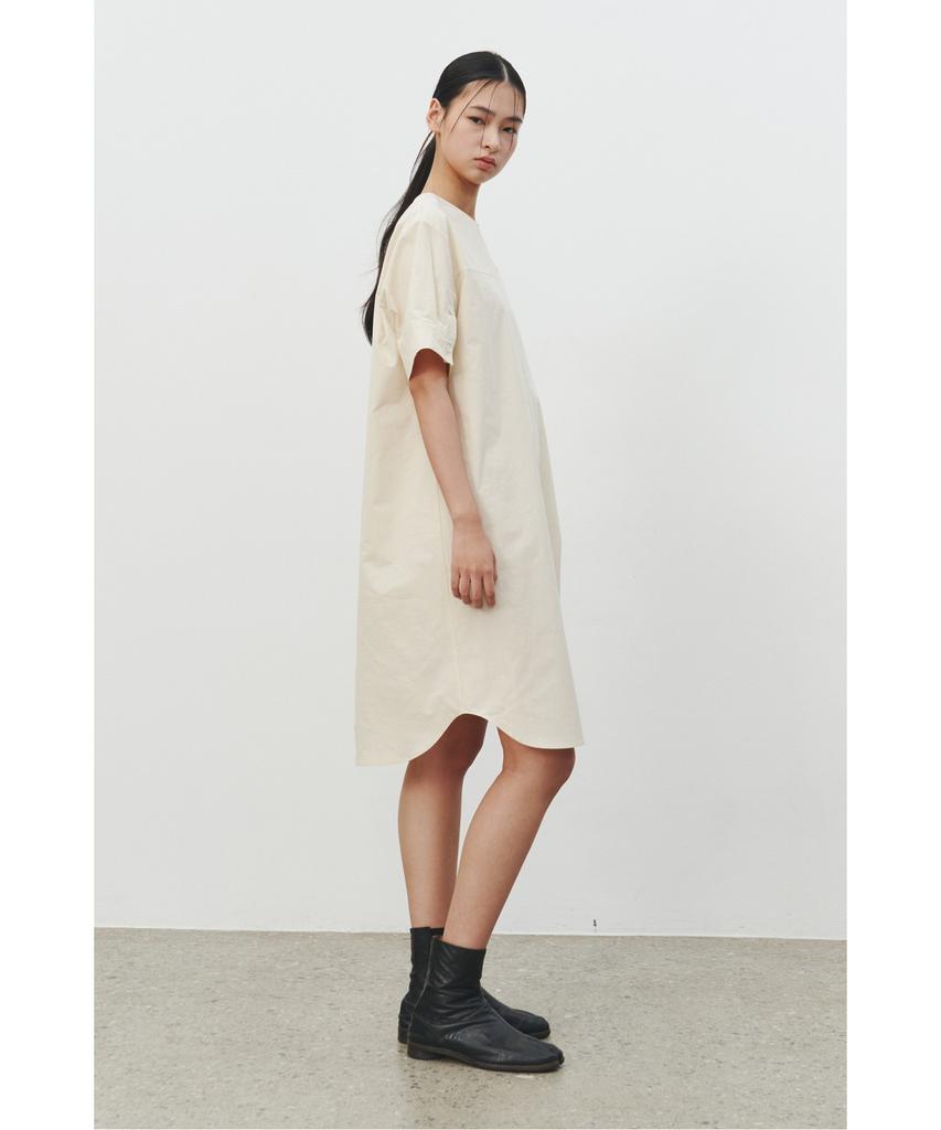 Recorde Mock Neck Split Dress_Rqdam25572Ivx