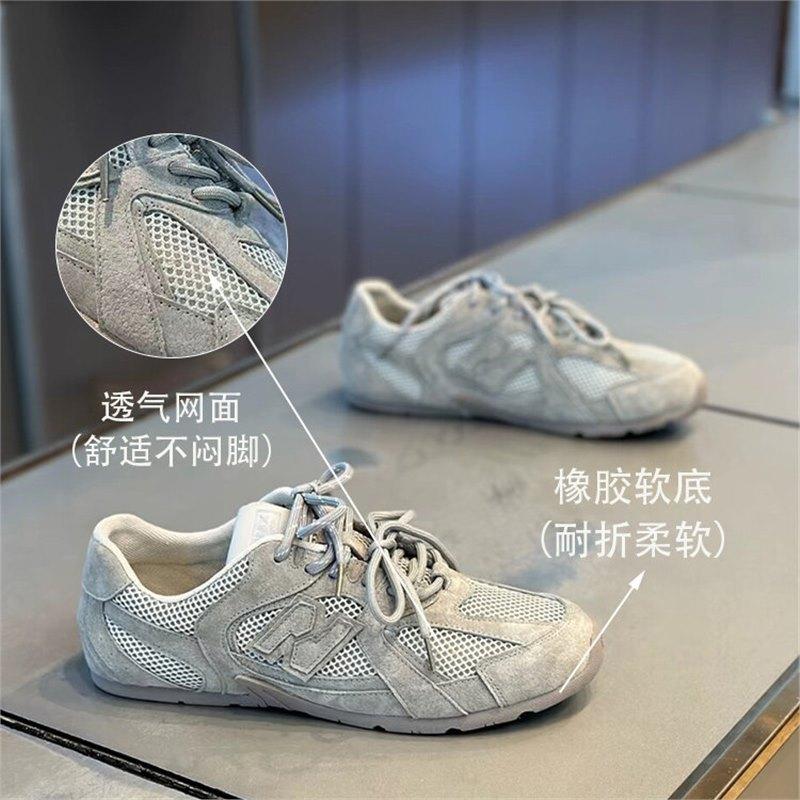 Sports Chaozi Xia's new mesh surface is breathable and comfortable, solid color is comfortable bc