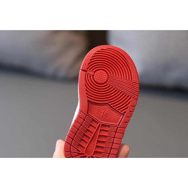 Jarní/Podzimní Korejský Styl Dětské Skateboardové Boty/Sportovní Boty pro Kluky a Holky, Dětské Chodící Boty, Kojenecké Boty.