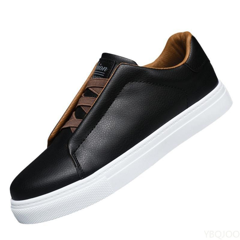 Spring and Autumn Fashion New Casual Men's Flat Bottomed Board Shoes with Soft Soles Lightweight and Trendy Men's Casual Shoes
