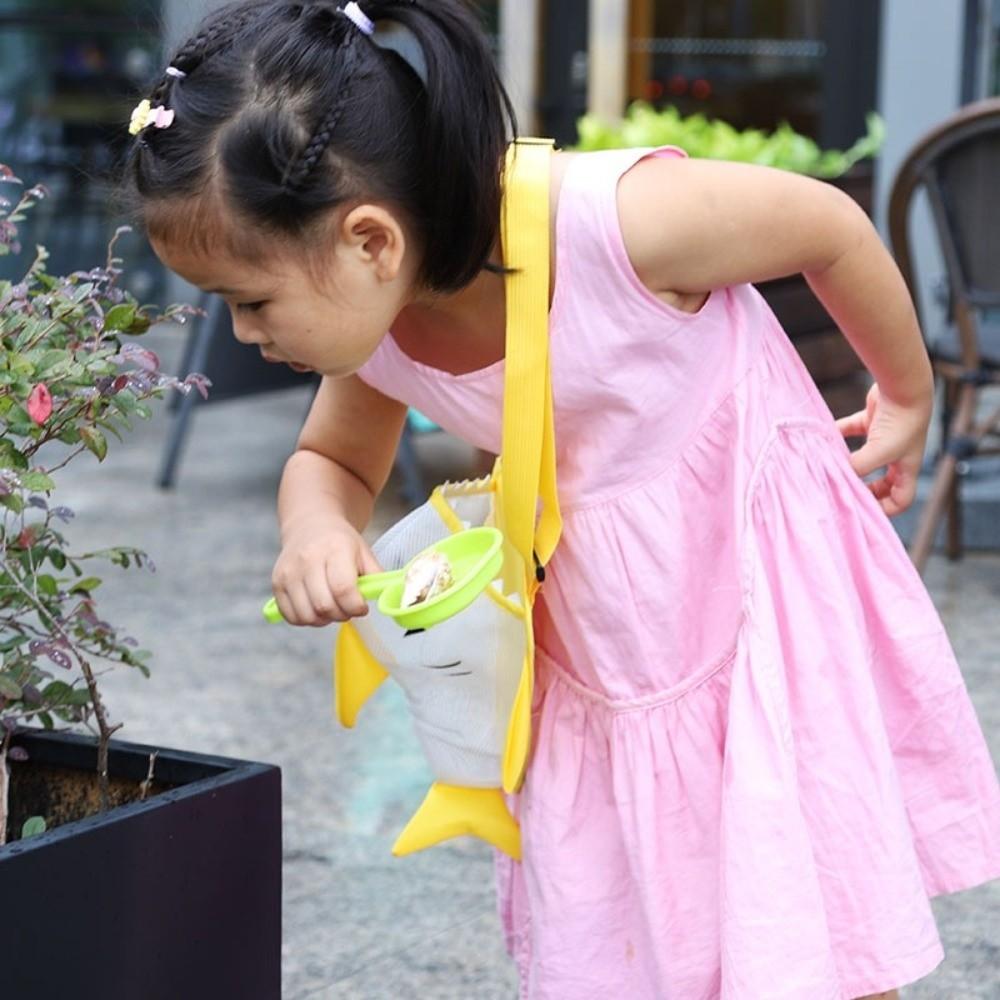 New Cute Cartoon Kids Shark Beach Bag Lightweight Portable Mesh Storage Bag with Adjustable Strap Children's Crossbody Bag