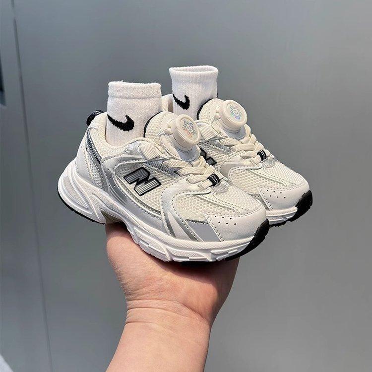 Kindersport schuhe 2025 Frühling und Herbst neu Mädchen Netz atmungsaktiv Dad Schuhe Jungen weiche Sohle Freizeitschuhe Laufschuhe