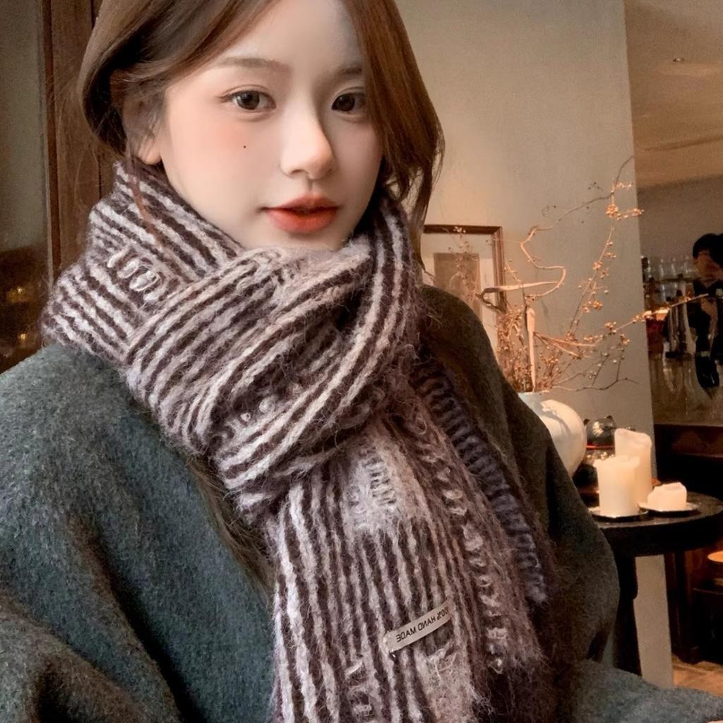 Korean striped knitted wasteland wind scarf women's winter new high-end coffee color warm thickened wool scarf