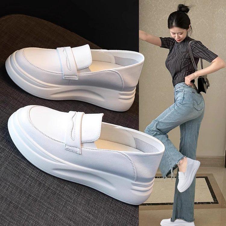 

Nurse shoes women s soft soles are breathable, standing for a long time is not tired, medical care little white shoes 2025 spring new pregnant women D 40