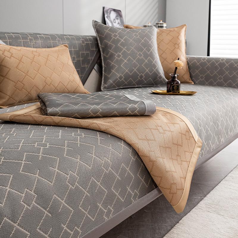 

Light Luxury Ice Silk Sofa Cushion Summer Summer Ice Cushion Modern Simple High-End Breathable Non-Slip Mat Sofa Cover 70*70cm