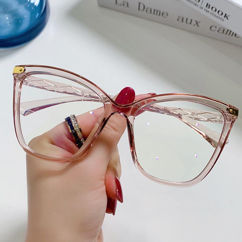 Trendy Anti-Blue Light Transparent Eyeglasses Computer Glasses Frame Women Optical Computer Eyewear Fashion Oversized Eyewear