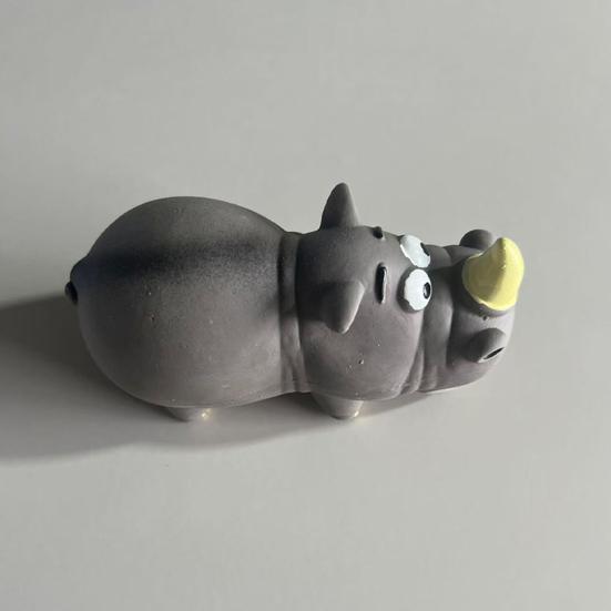Pet Toys Rhino Shape Toy with Sound Design Flexible Bite-Resistant Latex Dog Toy Teeth Cleaning Relieve Anxiety Chew Toy