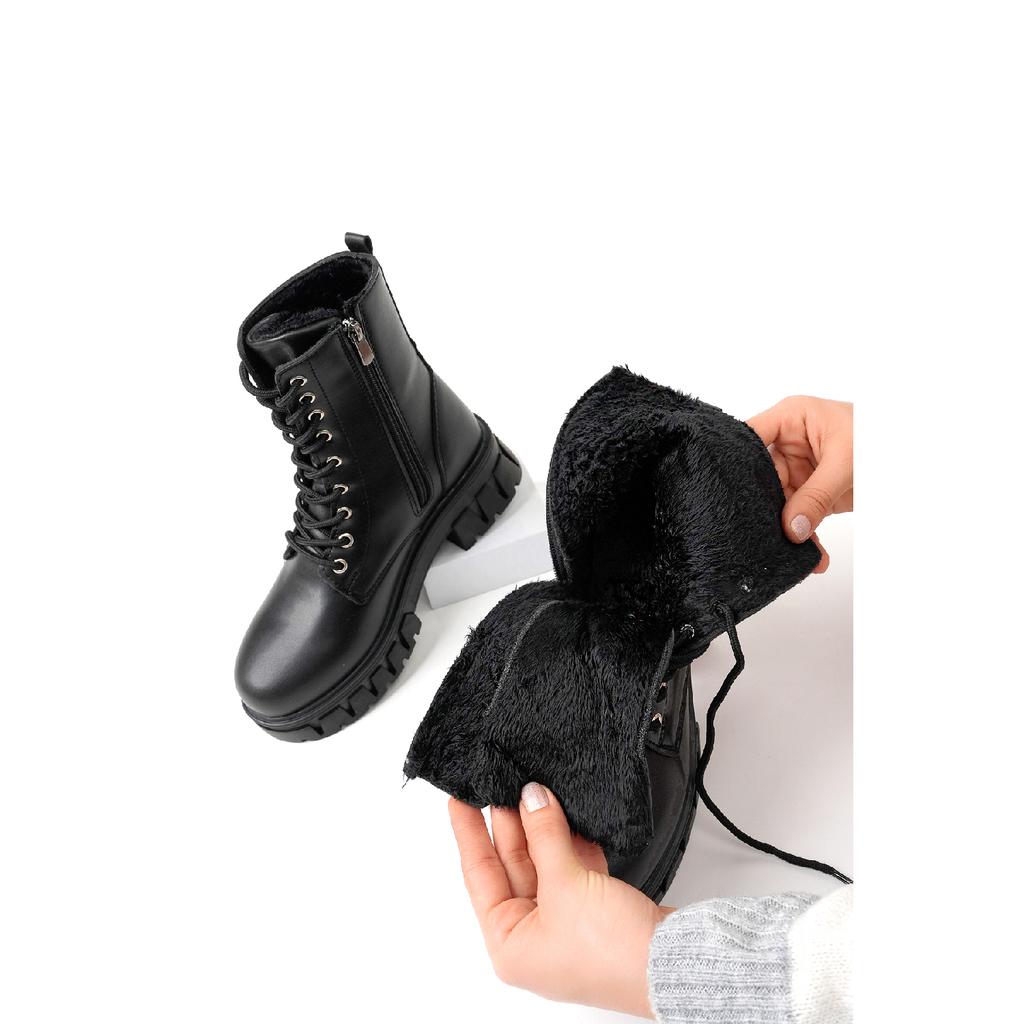 Dámské kožíškem podšité voděodolné protiskluzové gumové podrážky zaručené zimní boty Zenno.66 černá