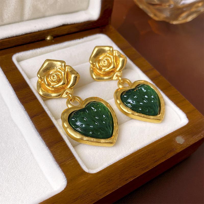 Elegant Vintage Women Girls Classic Resin Stone Earrings Ear Clips Fashion Retro Palace Lady Party Banquet Jewelry Ear Rings