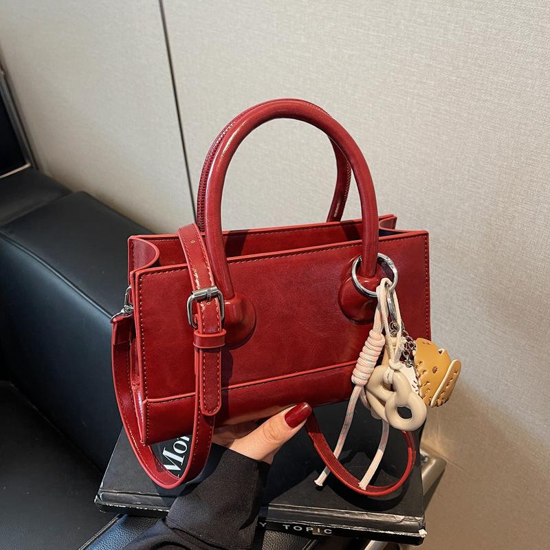 Small Bag Women's New Portable Small Square Bag Fashionable Versatile Commuter Messenger Bag