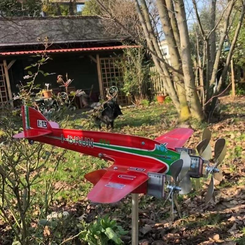 Metal Spinner Aircraft Windmill Wind Spinner Wind Energy Sculpture Airplane Wind Spinners for Outdoor Decoration
