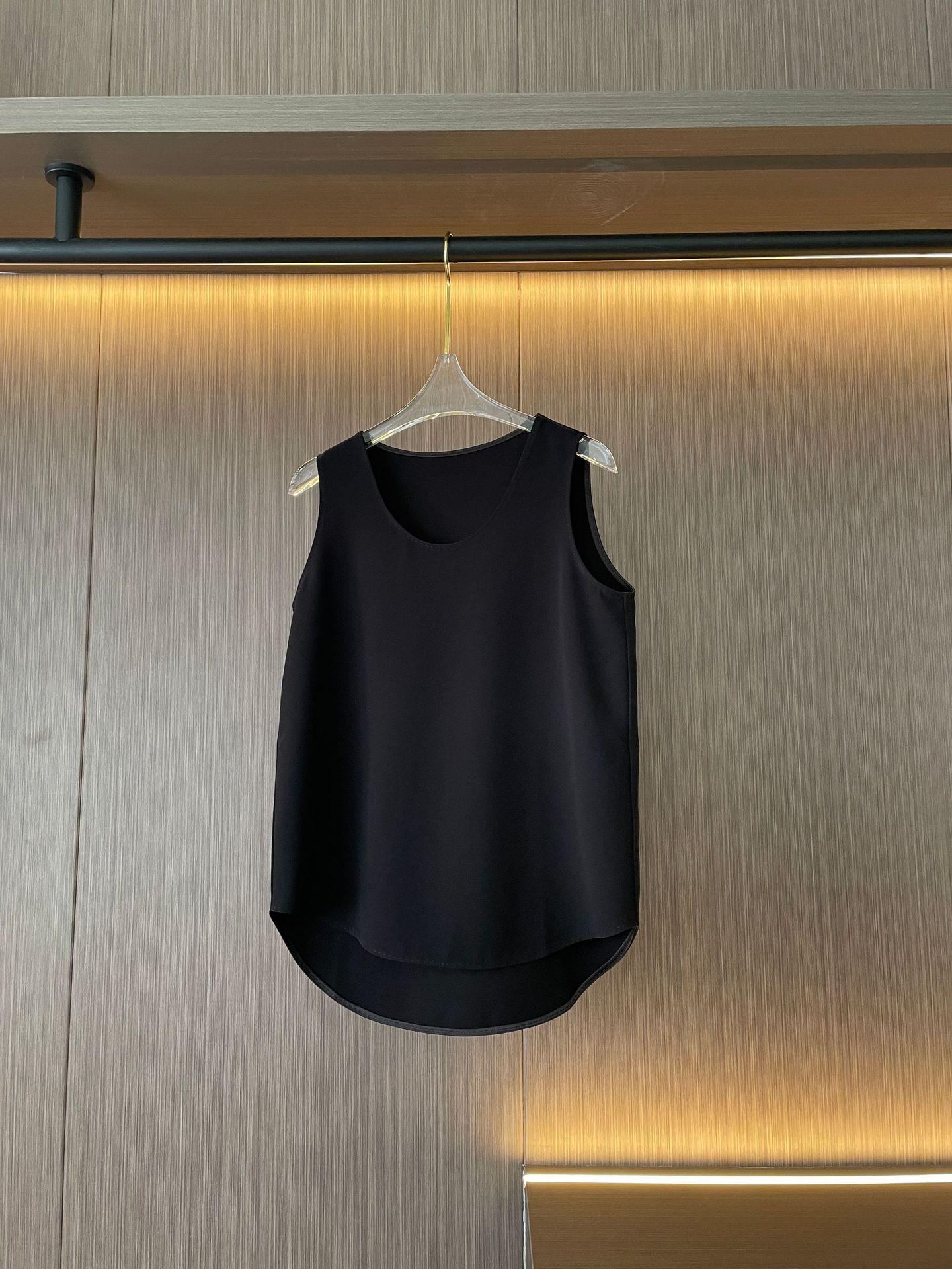 

Premium Acetate Vest, Half Skirt & Pants Set: Strict Price Control Required! Small