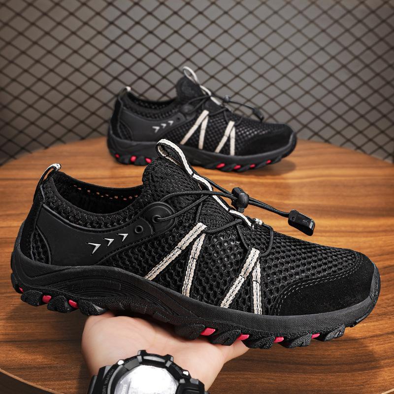 Spring and Autumn Soft-soled Mesh Breathable Couple Outdoor Sports Shoes Off-road Hiking Shoes