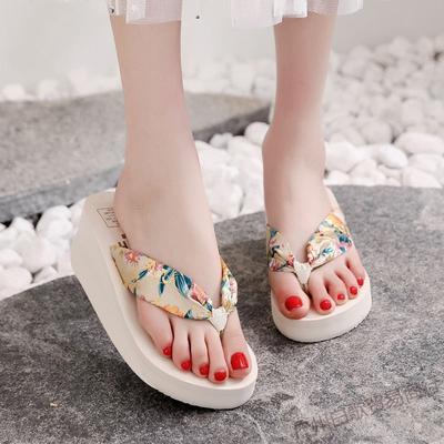 Fashion 2025 Fashion Women Flip Flops Summer Beach Platform Slippers Outside Casual Sandals Summer Women Wedges Shoes