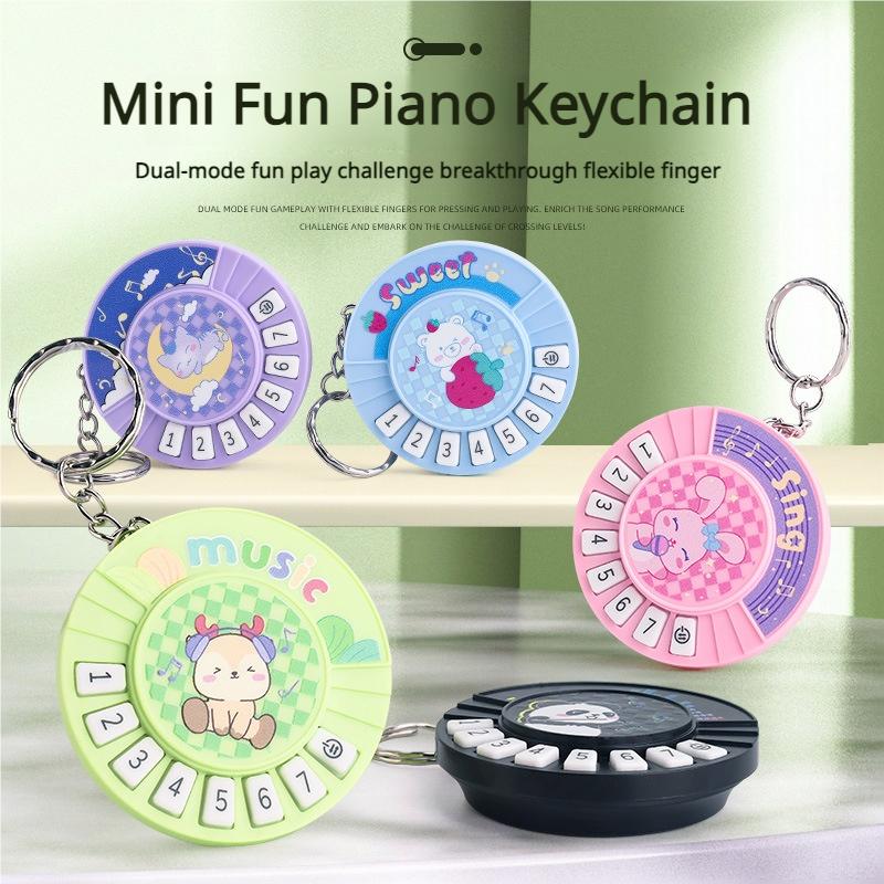 1Pc Small Piano Keychain Pendant Luminous Music Toy Playing Music Pronunciation Round Piano Xmas Holiday Present