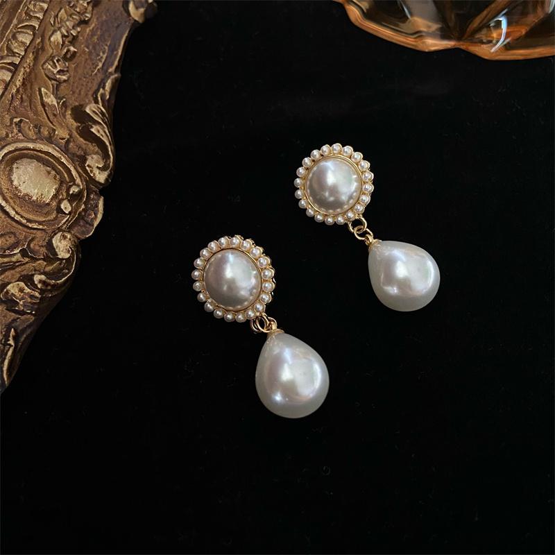 Trending Imitation Pearl Circle Stud Earrings For Woman New In Fashion Party Round Elegant Korean Earring Jewelry