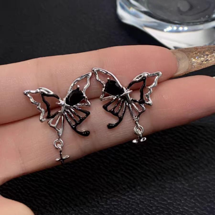Dark asymmetrical butterfly hollow earrings women's sweet cool ins niche design earrings