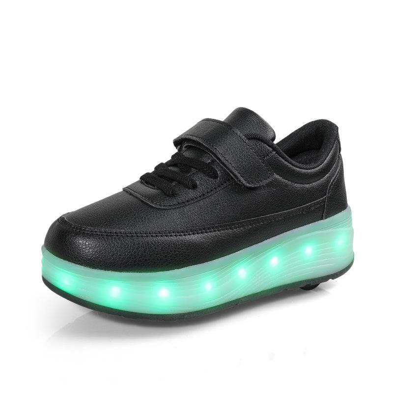 Four-wheeled new runaway shoes, beginner roller skates, children's and adolescents' wheel shoes, LED charging, luminous shoes