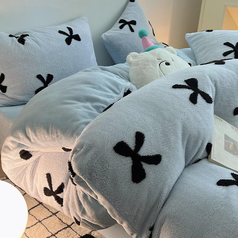 Thickened Milk Fleece Four-Piece Set, Flange Coral Fleece Quilt Cover, Bed Sheet Three-Piece Set