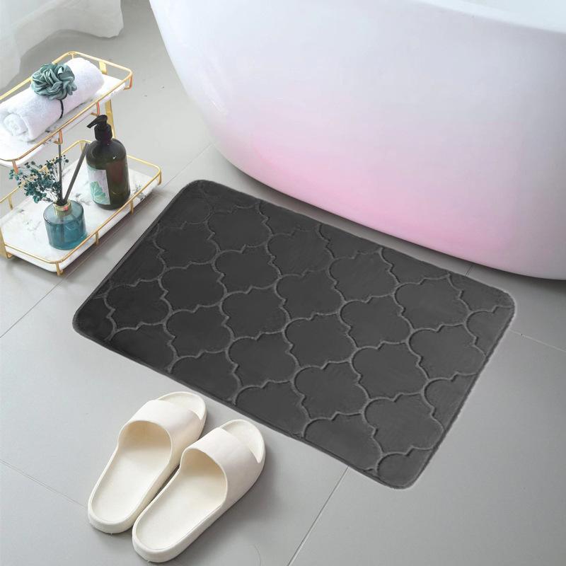 

Modern Simple Solid Color Flannel Floor Mat Toilet Door Absorbent Foot Mat Household Anti-Slip Insulation Printed Floor Mat 40 * 60cm (lantern flower flannel) чёрный