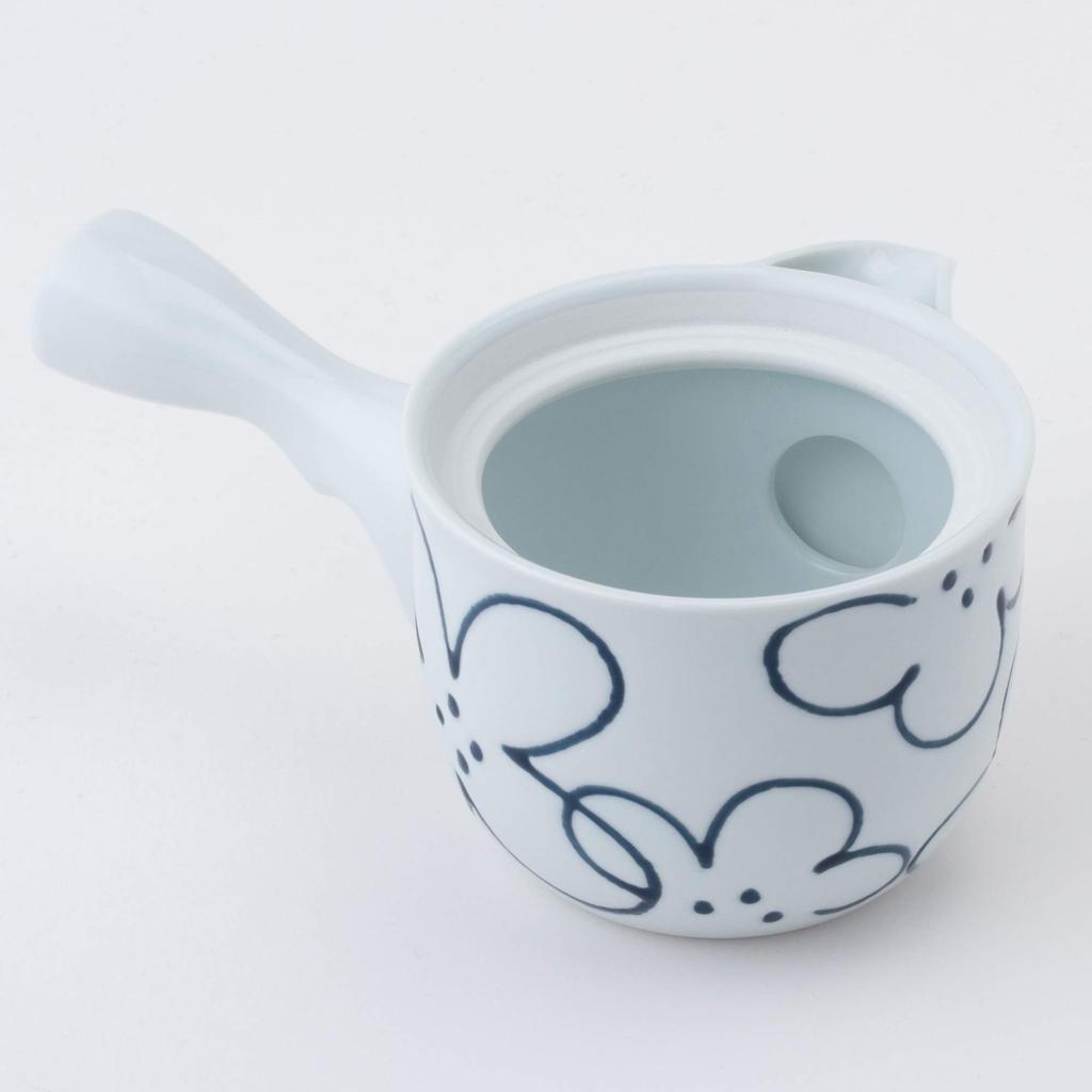 Hasami Ware Sparrow-mouth Teapot with Floral Pattern (with Super Stainless Steel Tea Strainer) 73457