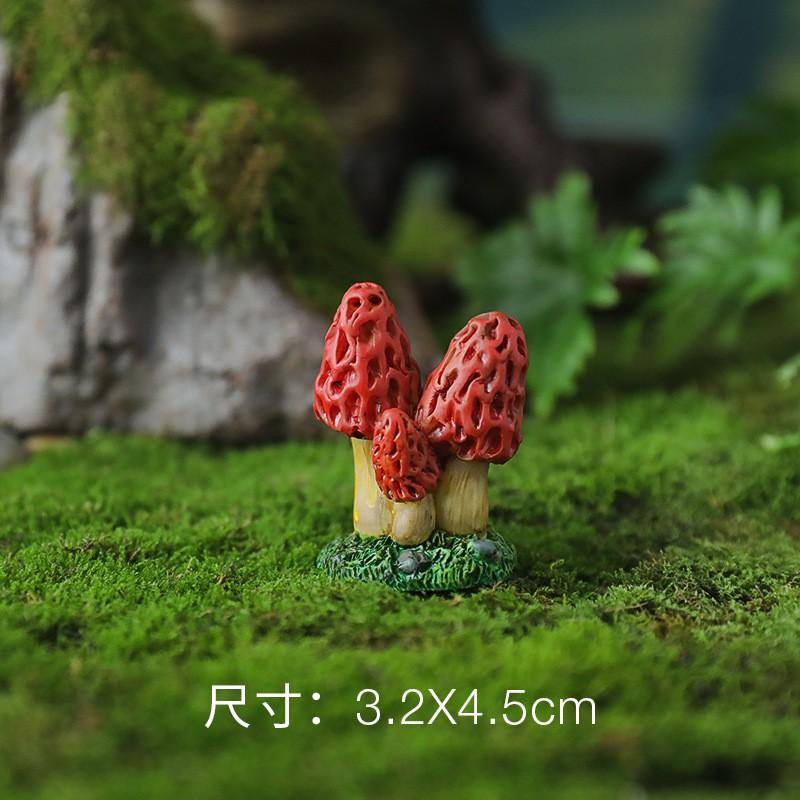 Nordic Style Resin Mini Figurines Set - Gnome Mushroom Frog Terrarium Decor Desktop Garden Ornament