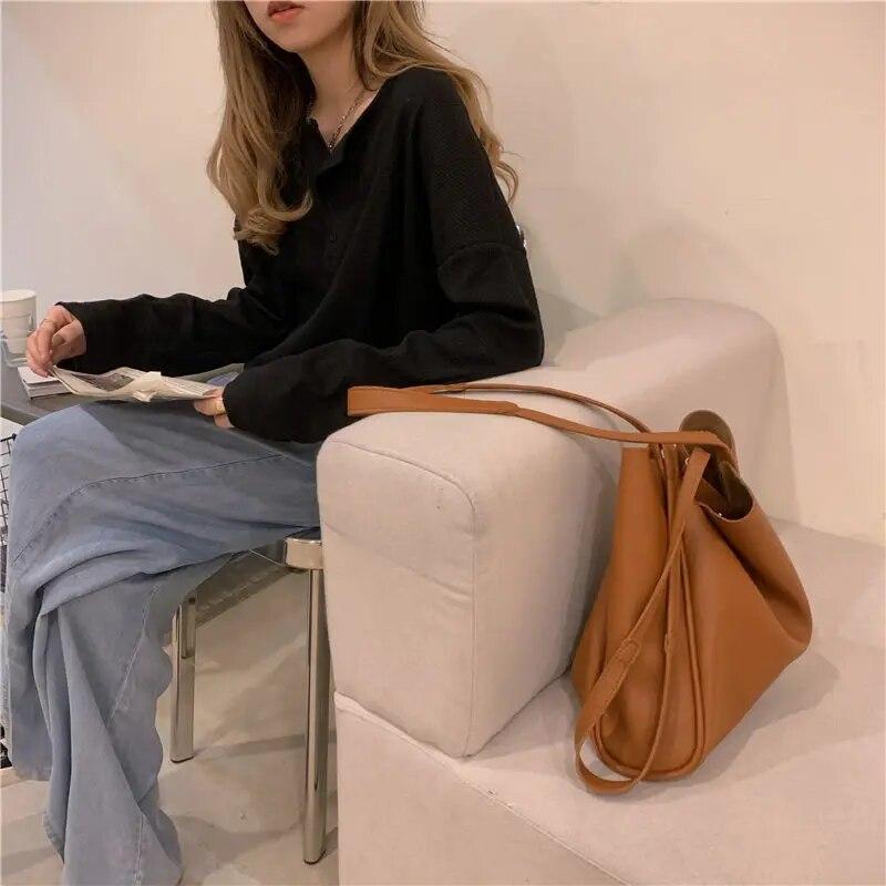 VAYLA Long Sleeve T-shirts Women Elegant Simple Pure Button Design Retro Ins Ladies Tees Top All-match BF Style Clothes