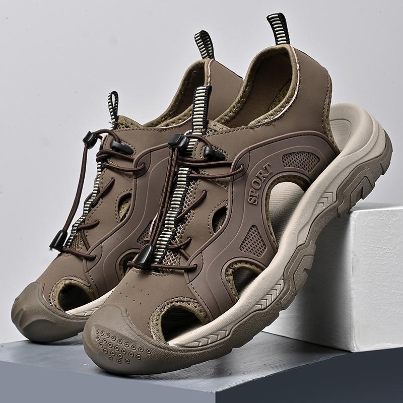 Fashion New Trend Men's Anti-collision Toe Sandals Handmade Leather Summer Flat  Fashion Male Suitable Beach Shoes Non-slip Walk Sandaly