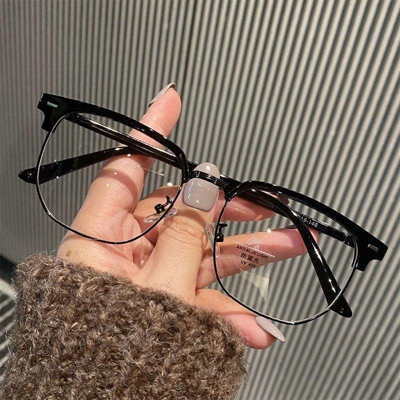 

Stylish Women s Eyeglasses Unisex Vintage Anti Radiation Eyeglass for Women Men Anti-blue and Anti-fatigue Eyeglasses 1PC