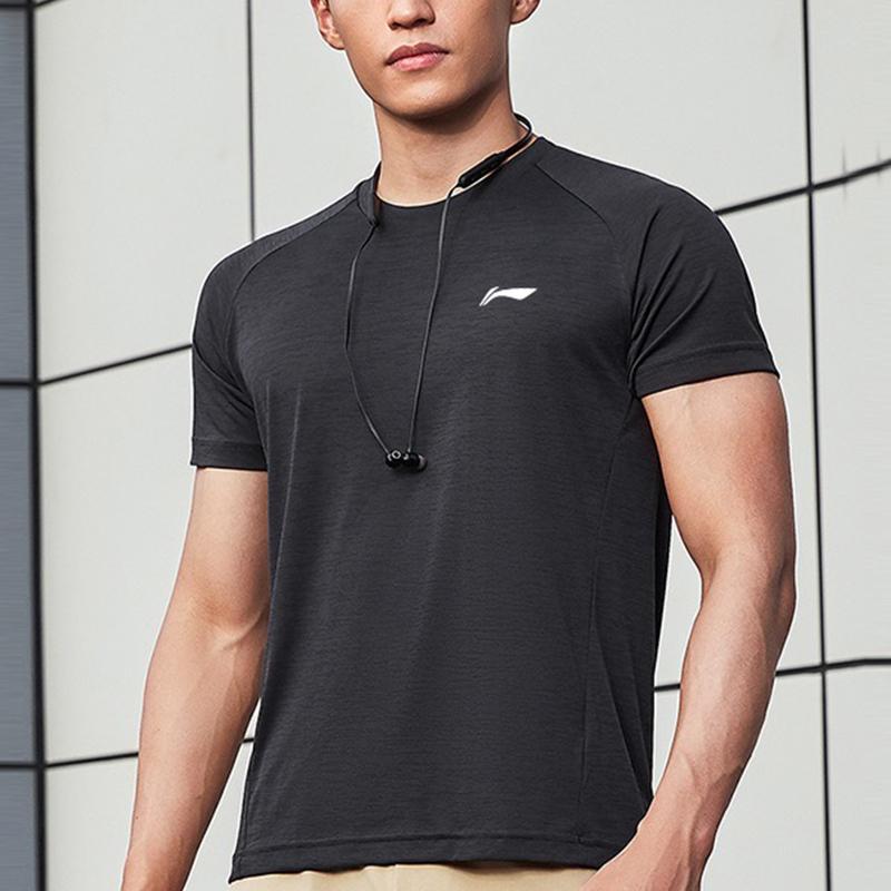 Li Ning Training Series Solid Color Logo Lightweight Quick-Dry Round Neck Sports Short Sleeve T-Shirt Men Tops Black ATST643-1