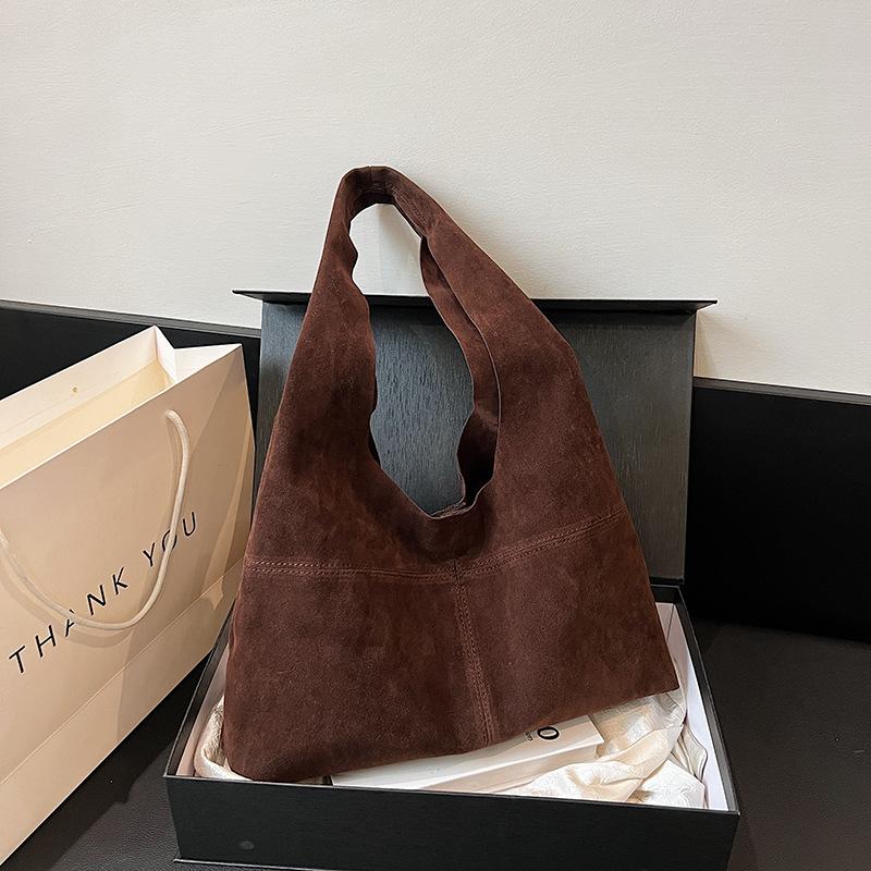 Autumn and Winter Large-capacity Commuting Shoulder Bag Women's 2025 New Retro Underarm Tote Bag Premium Sense