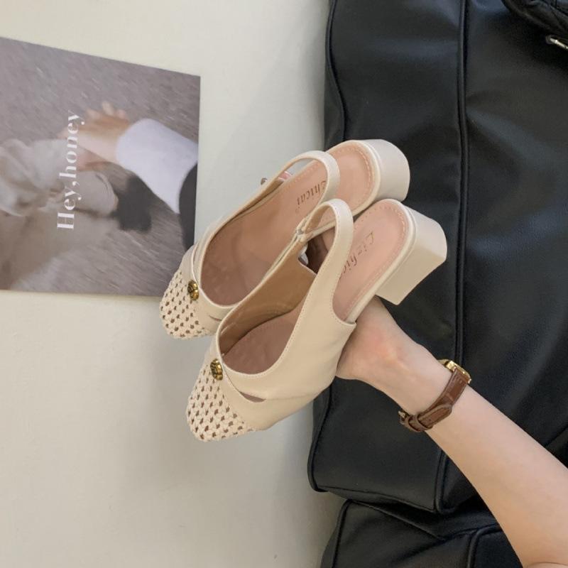 

2025 summer new one-word with platform metal flower thick heel Mary Jane round head women s shoes 39 абрикосовий