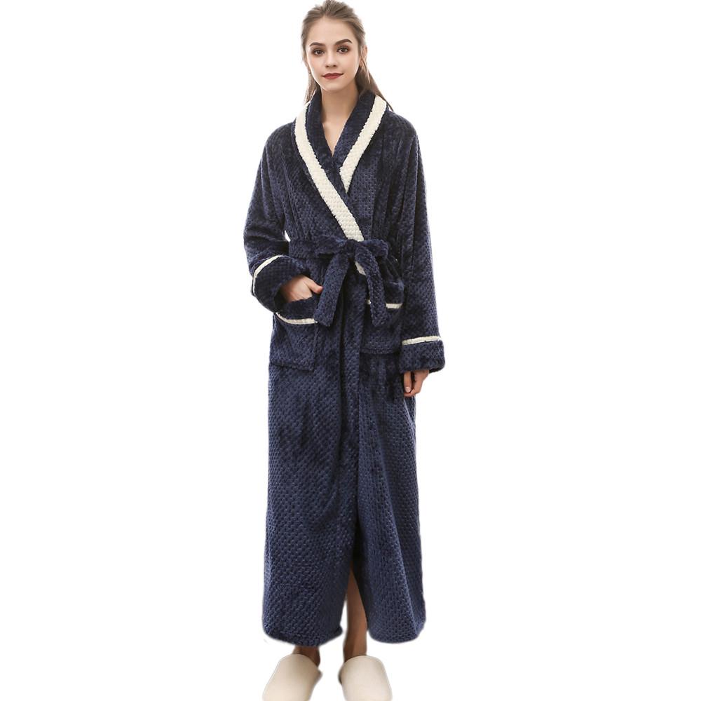 Unisex-Winter-Bademantel mit verlängertem Coralline-Plüschschal und langen Ärmeln