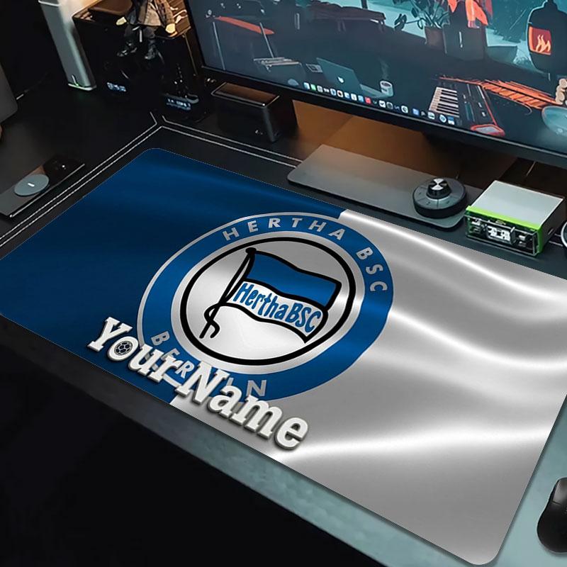 Hertha BSC Benutzerdefinierter Name Große Größe Mauspads Große Gaming Tischunterlage Rutschfest Laptop Tablet Großes Mauspads XXL Matte Mini-PC Spielmatte Mit Verriegeltem Rand