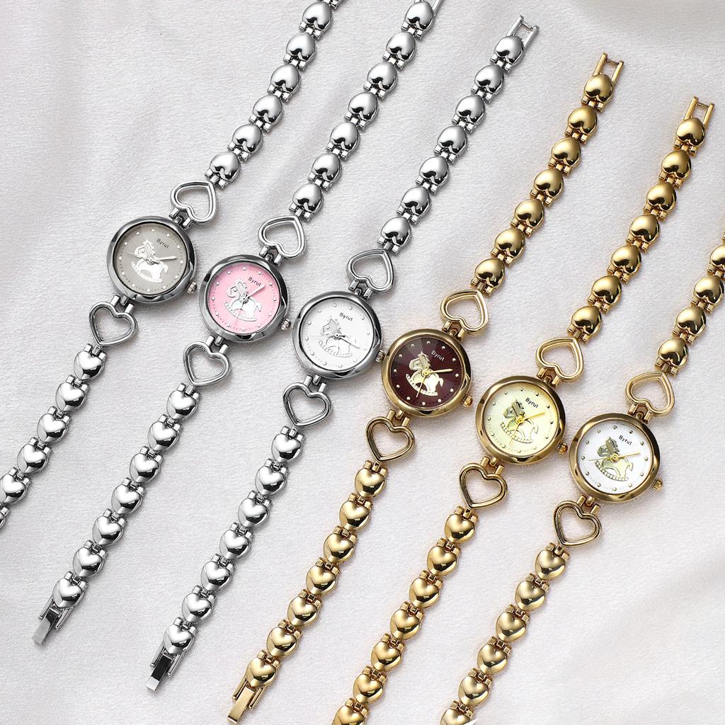 Creative Pony Love Bracelet Watch Niche Design Alloy Waterproof Women'S Quartz Watch