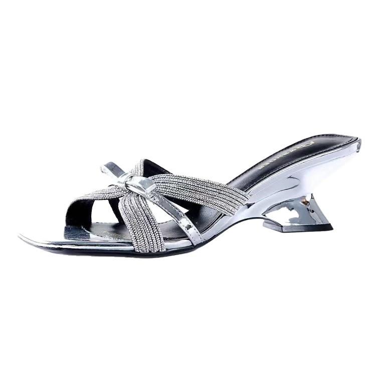 2025 summer new outer wear celebrity rhinestone open-toed slope heel cool slippers female niche design special-shaped heel