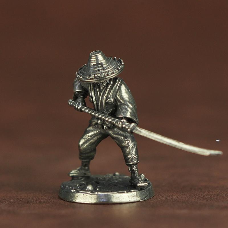 New Metal Chess Piece Samurai Ninja Ancient Soldier Model Toy Desktop Game Gift Display Piece Static Action Figure Collectible